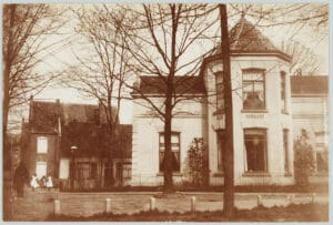 Huize Rosmade, kraamkliniek Alkmaar, rond 1900.