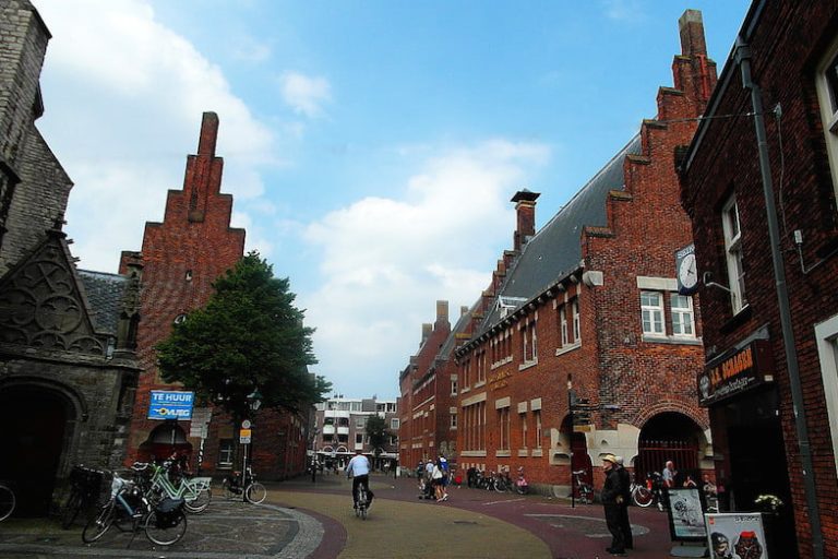 2014-06-04-Romantisch-en-degelijk-middeleeuws-Alkmaar