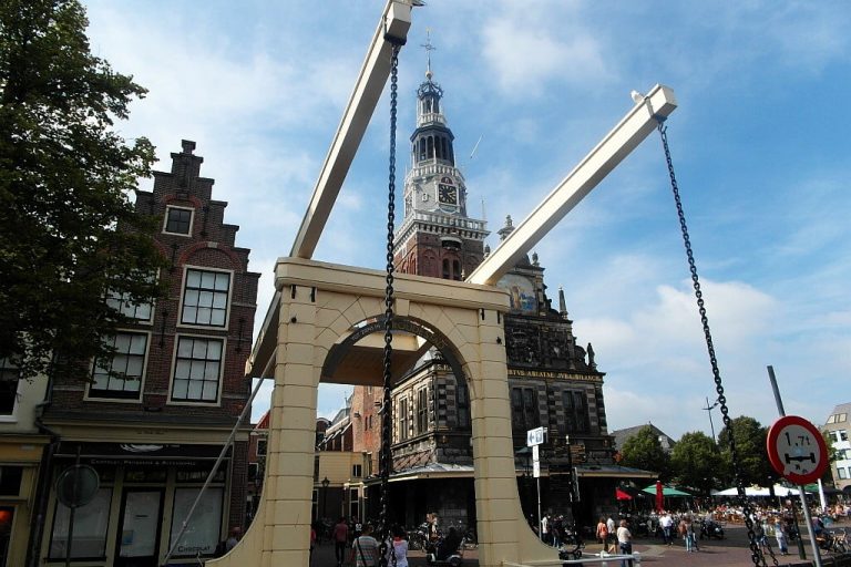Kaasdragerstandbeeld