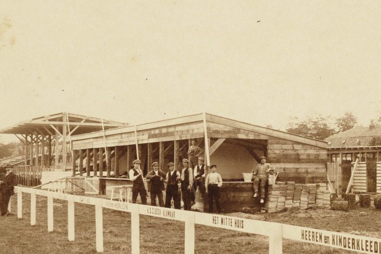 Tribune-sportpark-e1627903654773