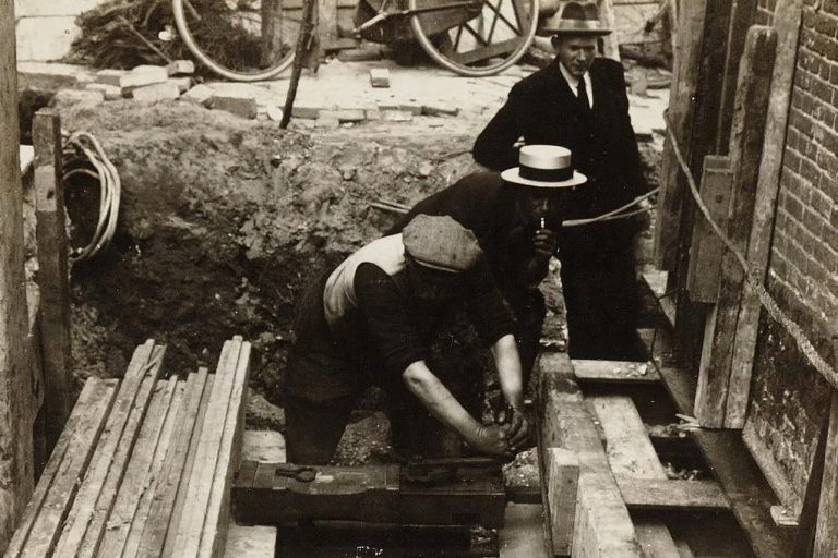 Verplaatsen-van-de-Accijnstoren-in-1924-Regionaal-Archief